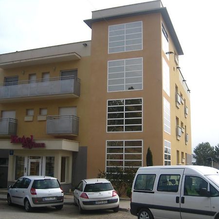 Hotel Zaytun Mequinenza Luaran gambar